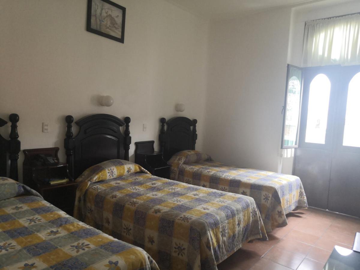 Hotel De Los Banos Pachuca Kültér fotó