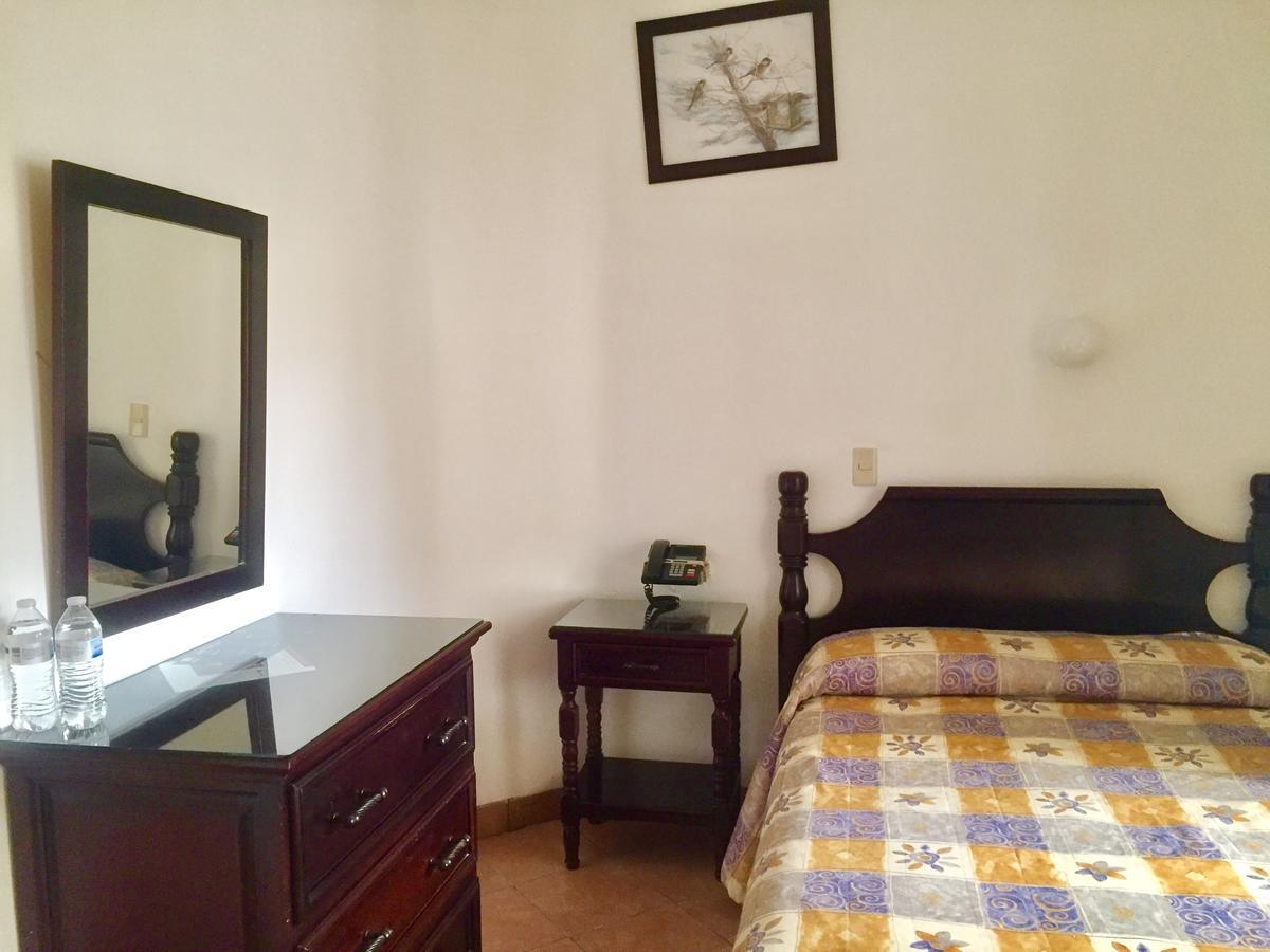 Hotel De Los Banos Pachuca Kültér fotó